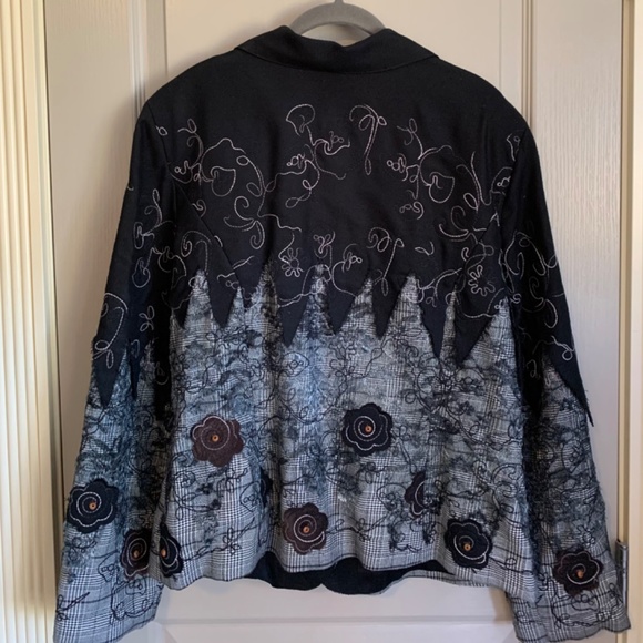 One-Of-Kind Vintage Blazer - Picture 3 of 16